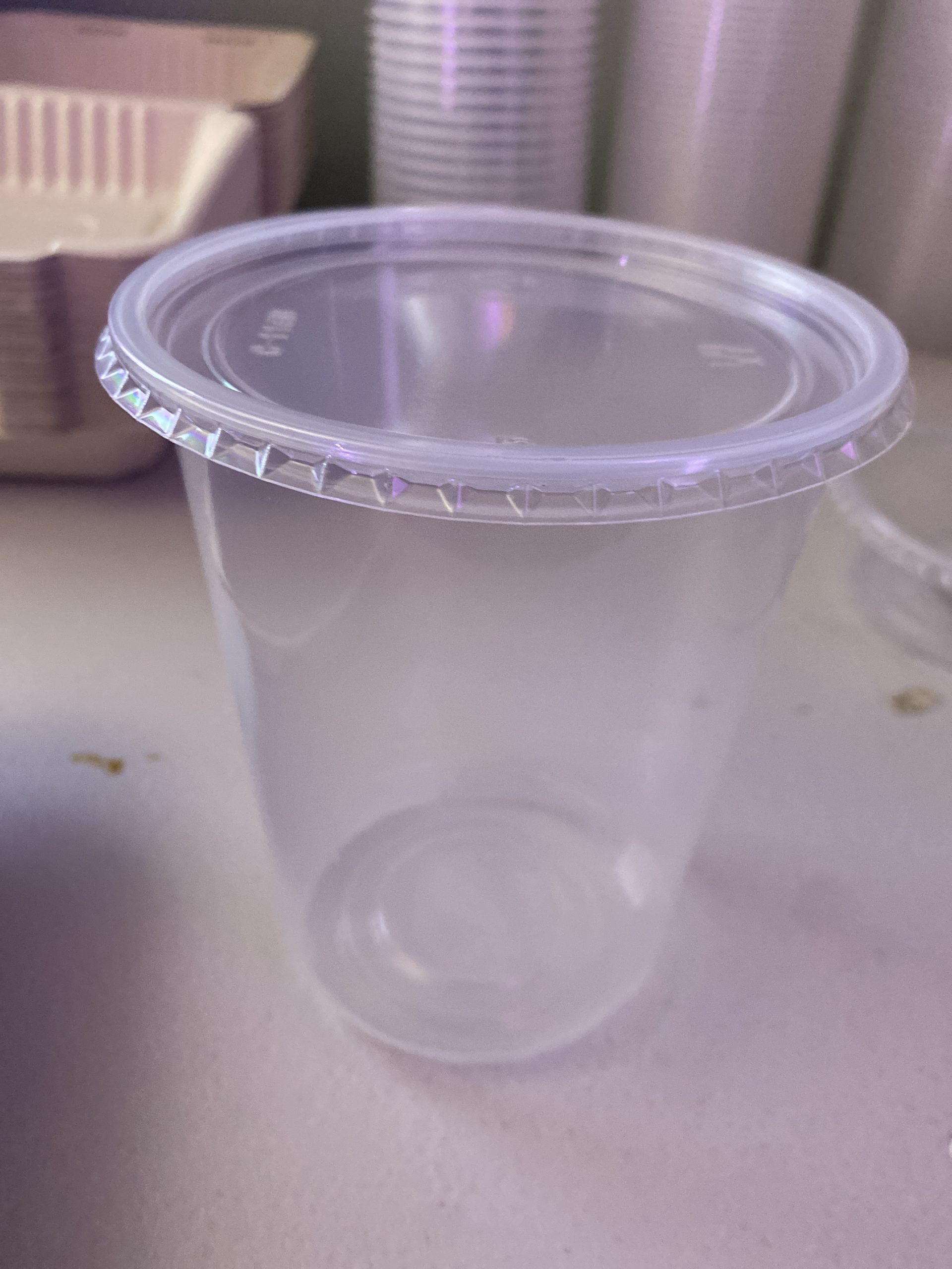 32 oz container