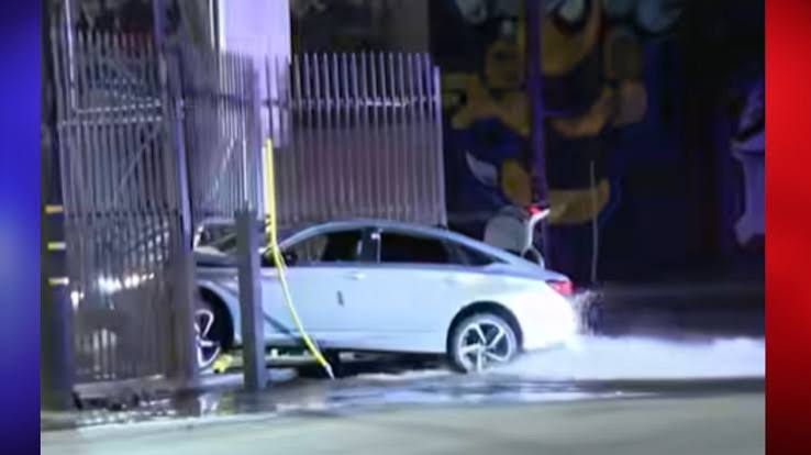 A Wild 20-Mile Police Ends With Gunfire and a Power Outage in Los Angeles