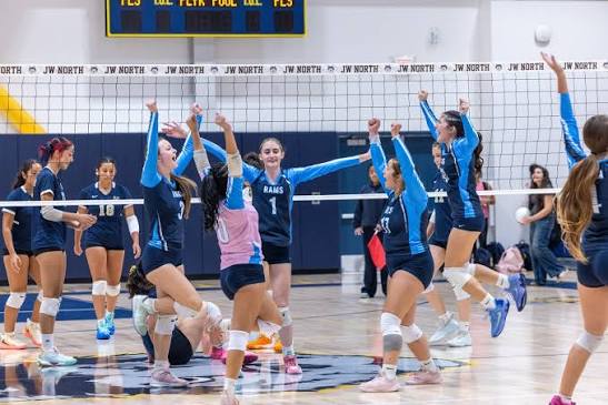 JW North Girls Varsity Volleyball @ Sultana